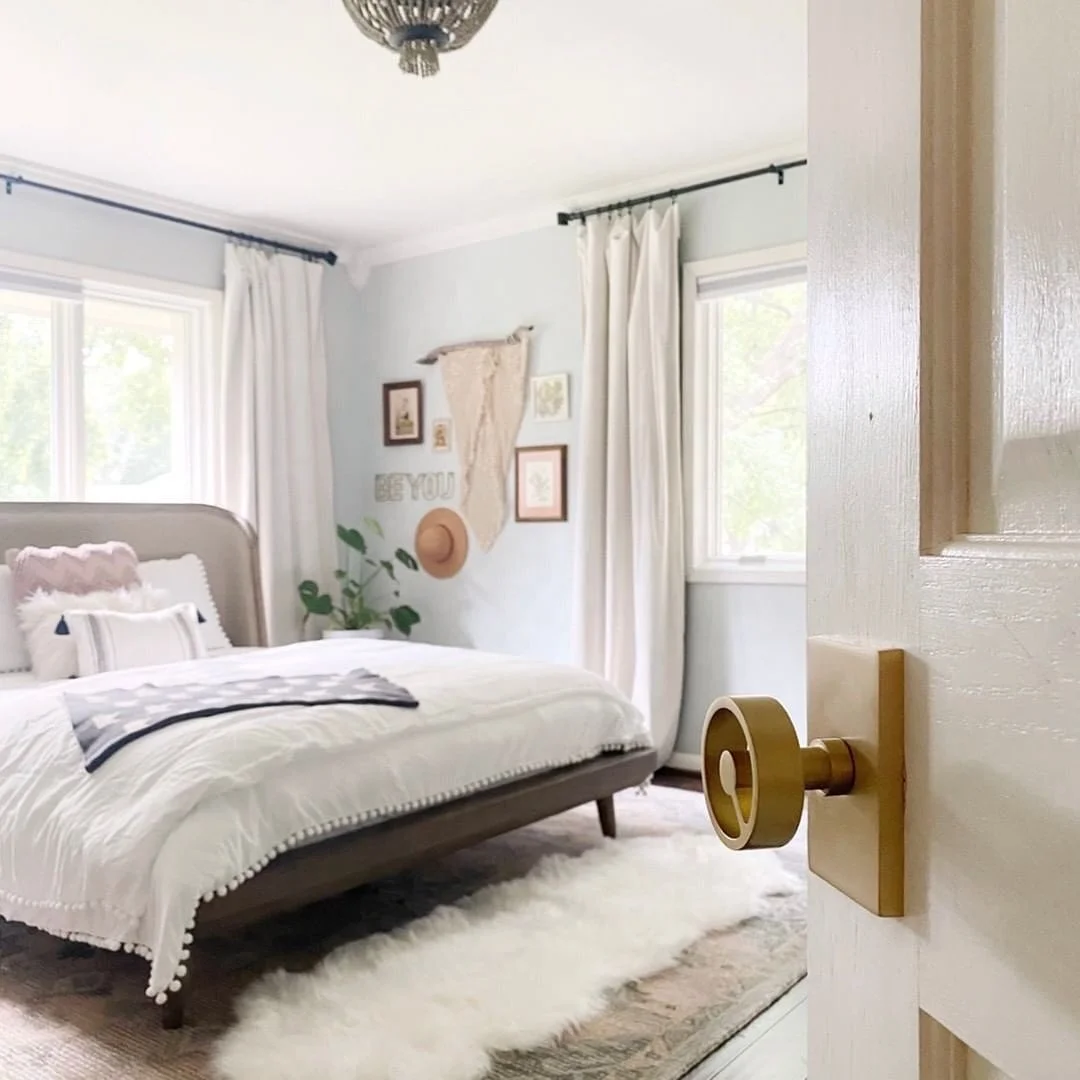 
Gold color Fancy Modern zinc alloy material hot sale dummy storeroom privacy keyless door knob locks OEM 