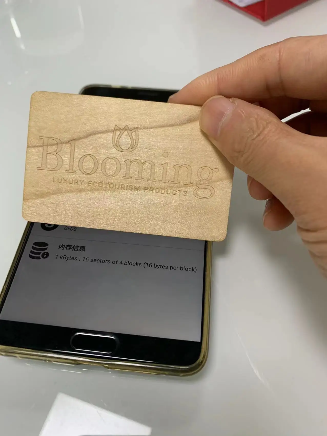 Eco-Friendly Custom Logo Printed Business Cards Laser Engraved VIP Guarantee with RFID NFC Wooden RFID Nfc Business Cards