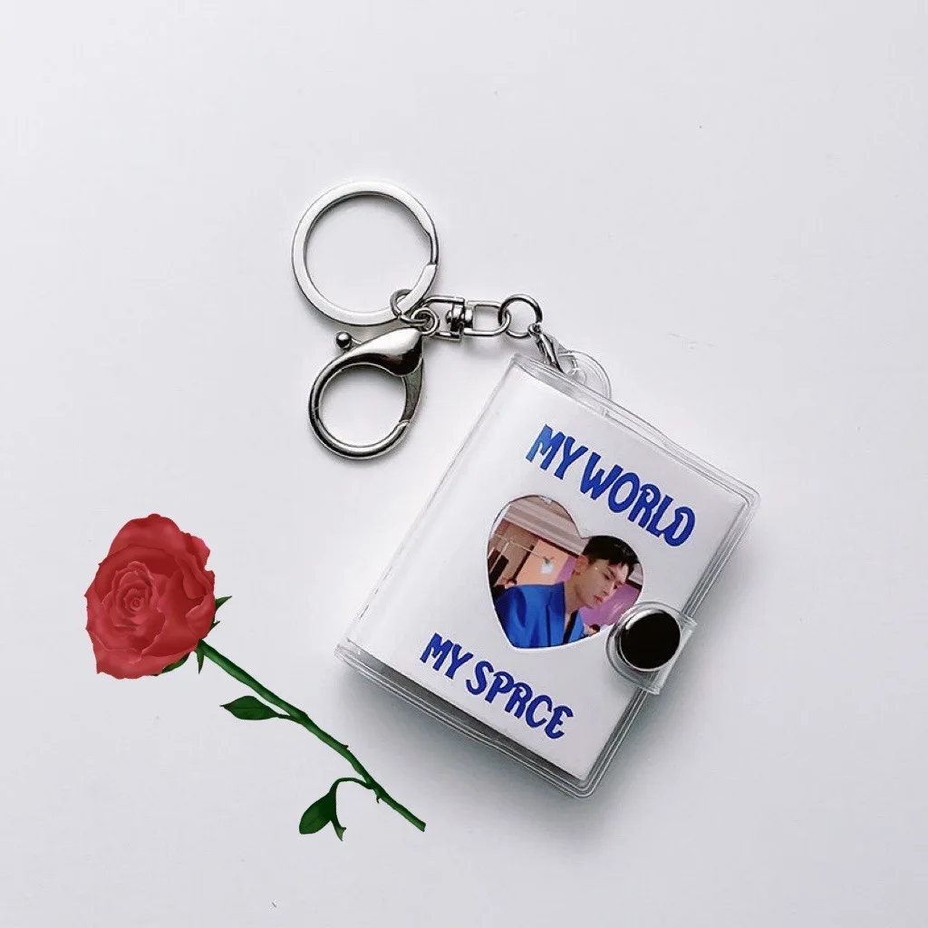 Best Mini 1-2 Inch Id Photo Album Keychain Couple Star Chasing Girl Storage Card Case Photos Key Holder Picture Storage Book