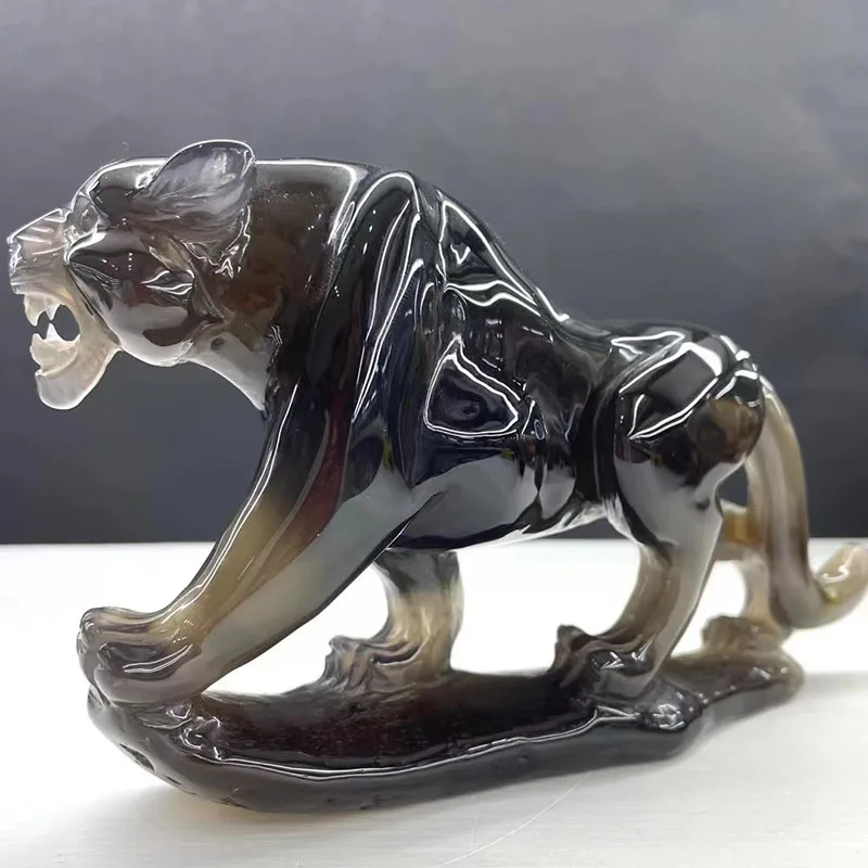 fine good quality agate tiger eye crystal hang caved animal leopard statue