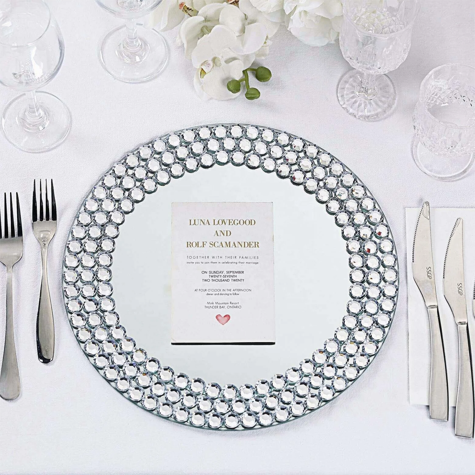 Nordic Luxury 13 inch Wedding Party Glass Round Crystal Rhinestones Sparkle Mirror Silver Charger Plates for Dinner Reception