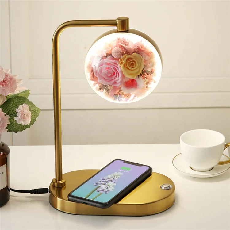 2022 Newest and Popular Mobile Phone Charging Lamp With Preserved Rose For The Home Decoration