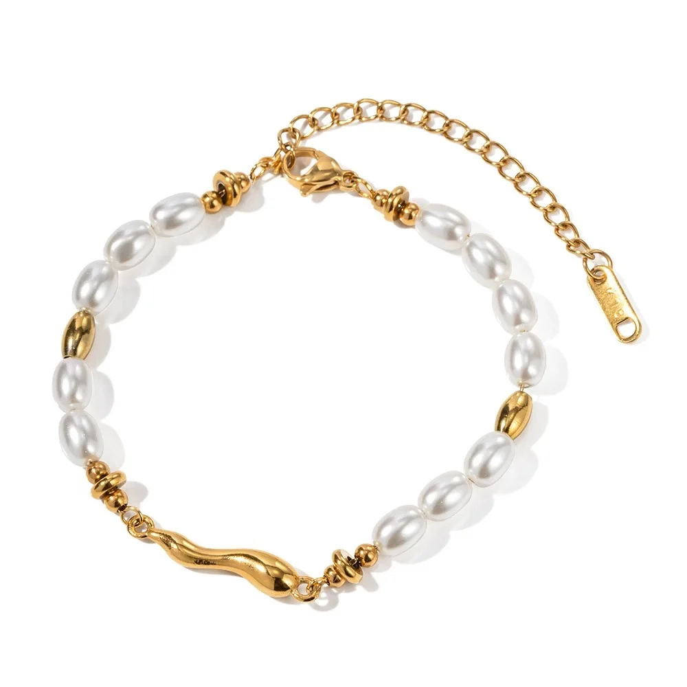 Stylish everything with temperament freshwater pearl gold-plated bracelet