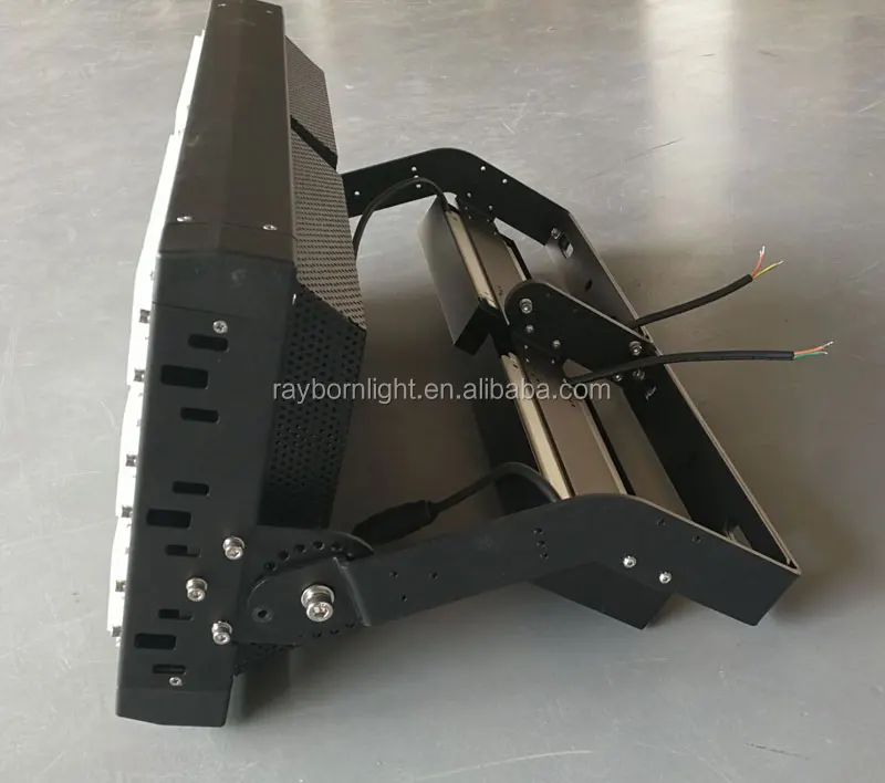 Light Tower Led Bulb IP66 High Mast Exterior Light 600W 720W LED Sports Gym Lighting