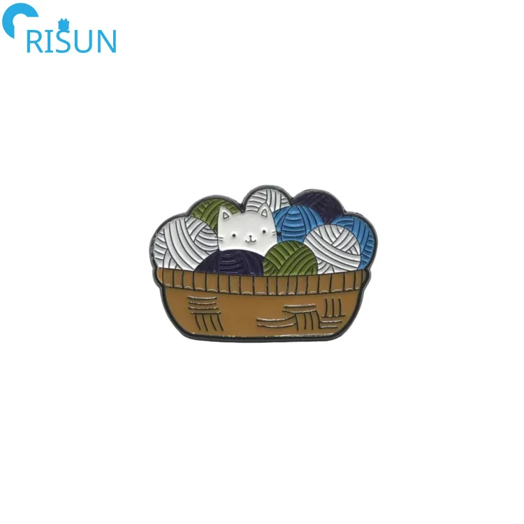 Manufacturer 3D Cute Kitty Knitting Hook Knit Weave Yarn Ball Lapel Pins Badges Brooches Custom Yarn Ball Enamel Pins