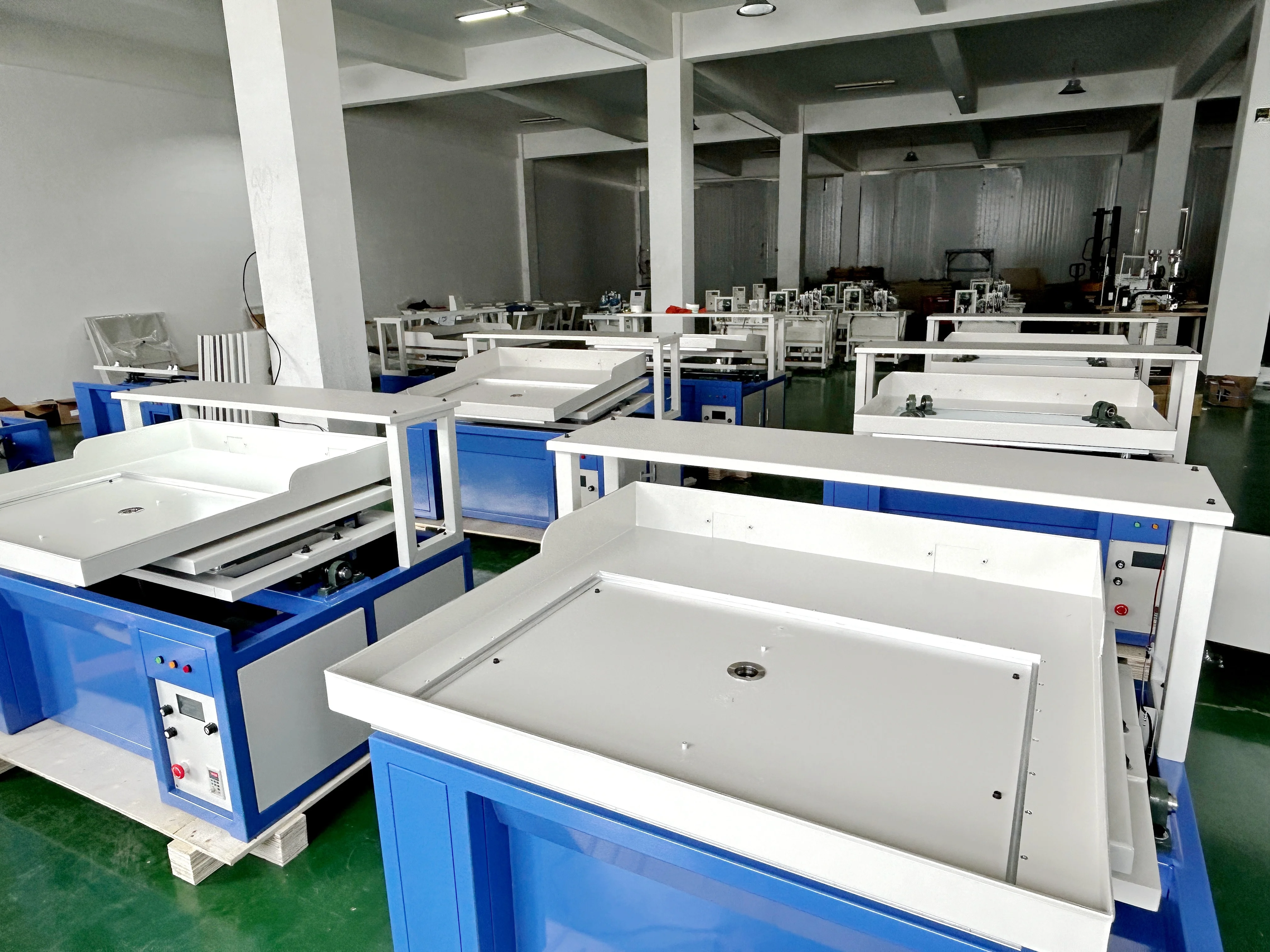 AUTOMATIC RHINESTONE SHAKING MACHINE  FACTORY PRICE RHINESTONE MACHINE MOTIF TRANSFER MACHINE