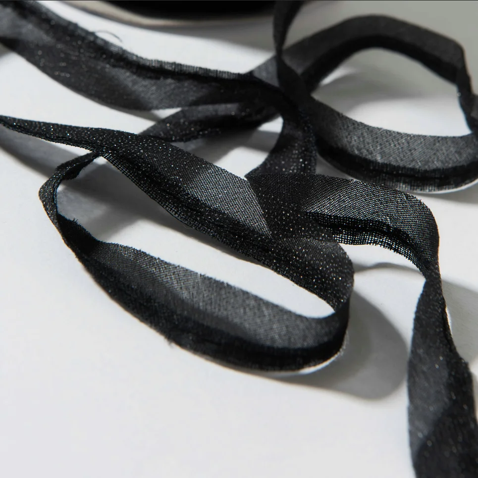 2024 High quality wholesale single side adhesive nonwoven 100% polyester fusing tape stitched interlining tape for garment