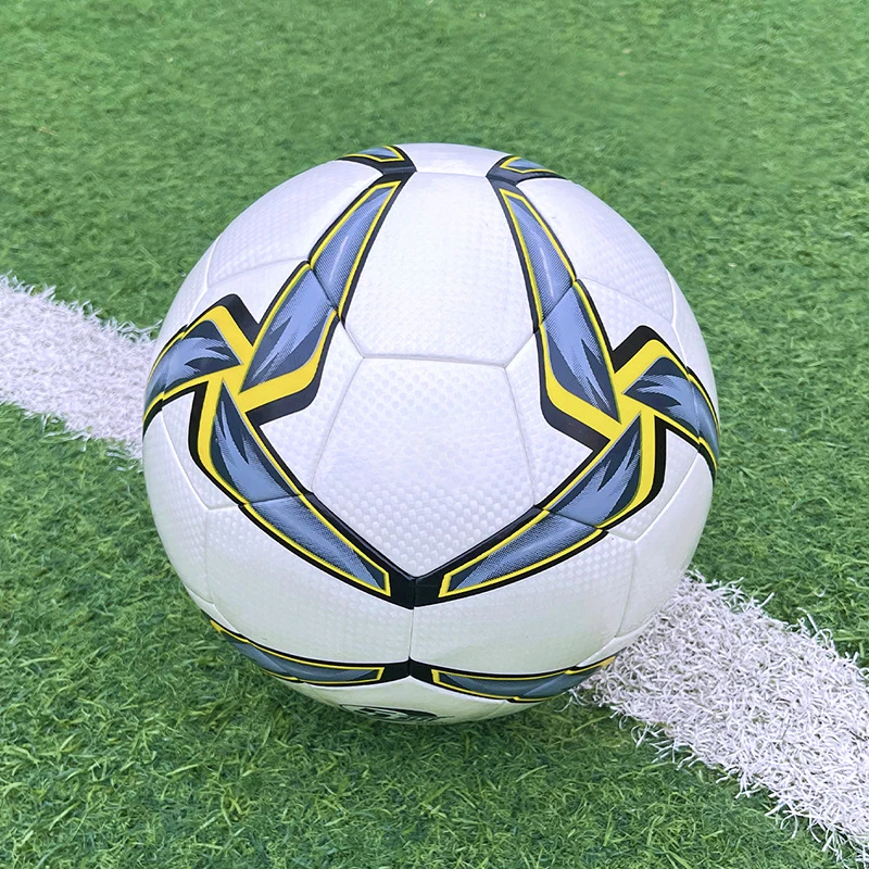 Factory High Quality Cheap Futsal Sporting Ball Cheap 32 Panels Custom Printed Customized Photo Pvc Football Soccer Balls