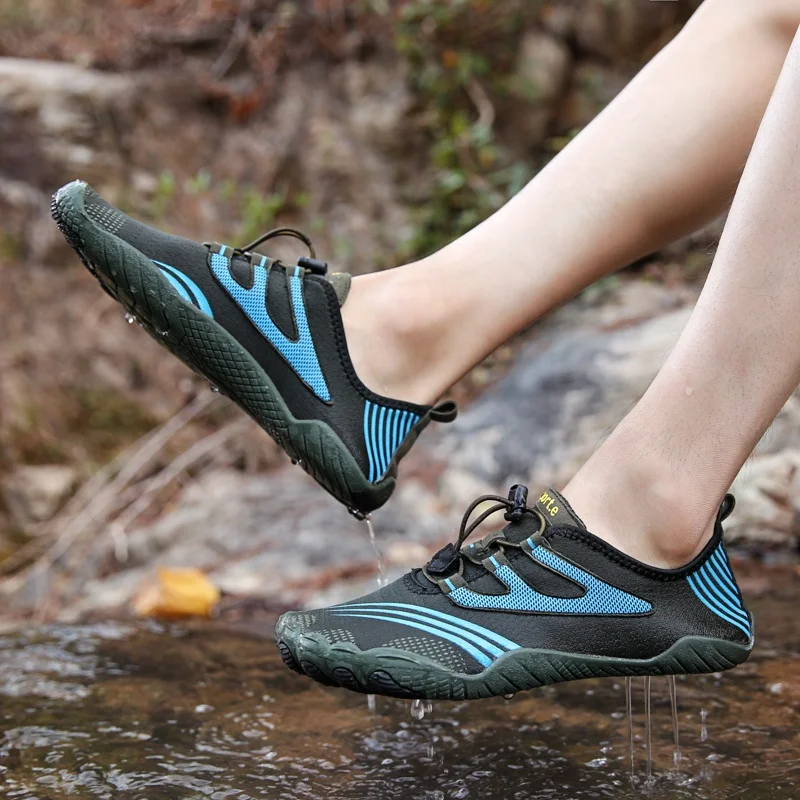 Light Fashion Rubber Big Size 36-47 Non-Slip Unisex Sports Water Beach Shoes For