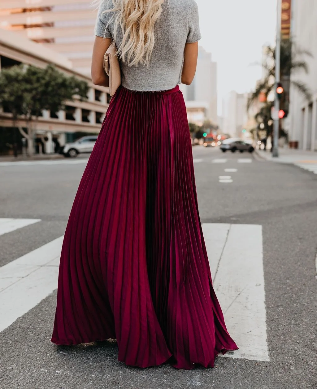New Women High Waist Pleated Elastic Solid Color Long Skirts Elegant Ladies Fashion Long Maxi Skirt