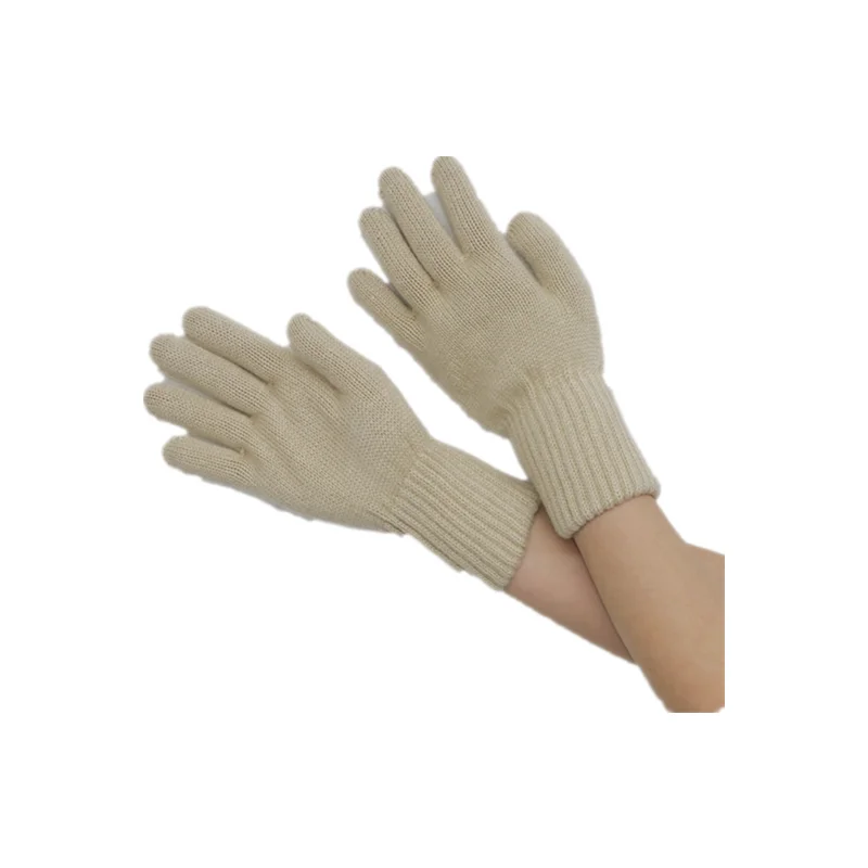 Keep hand warm and beautiful snowing winter cashmere gloves