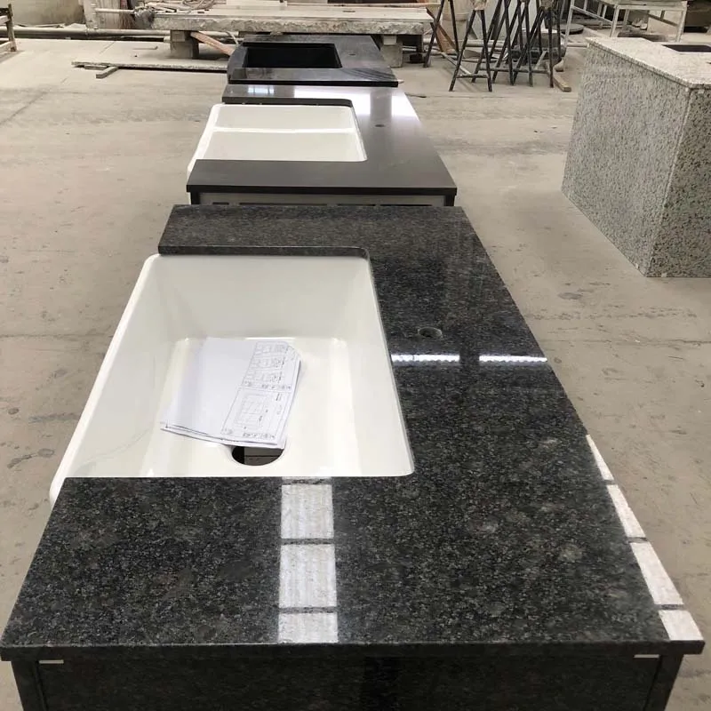 Кухонные шкафы с предварительно вырезанными стальными серыми столешницами Из Натурального Гранита