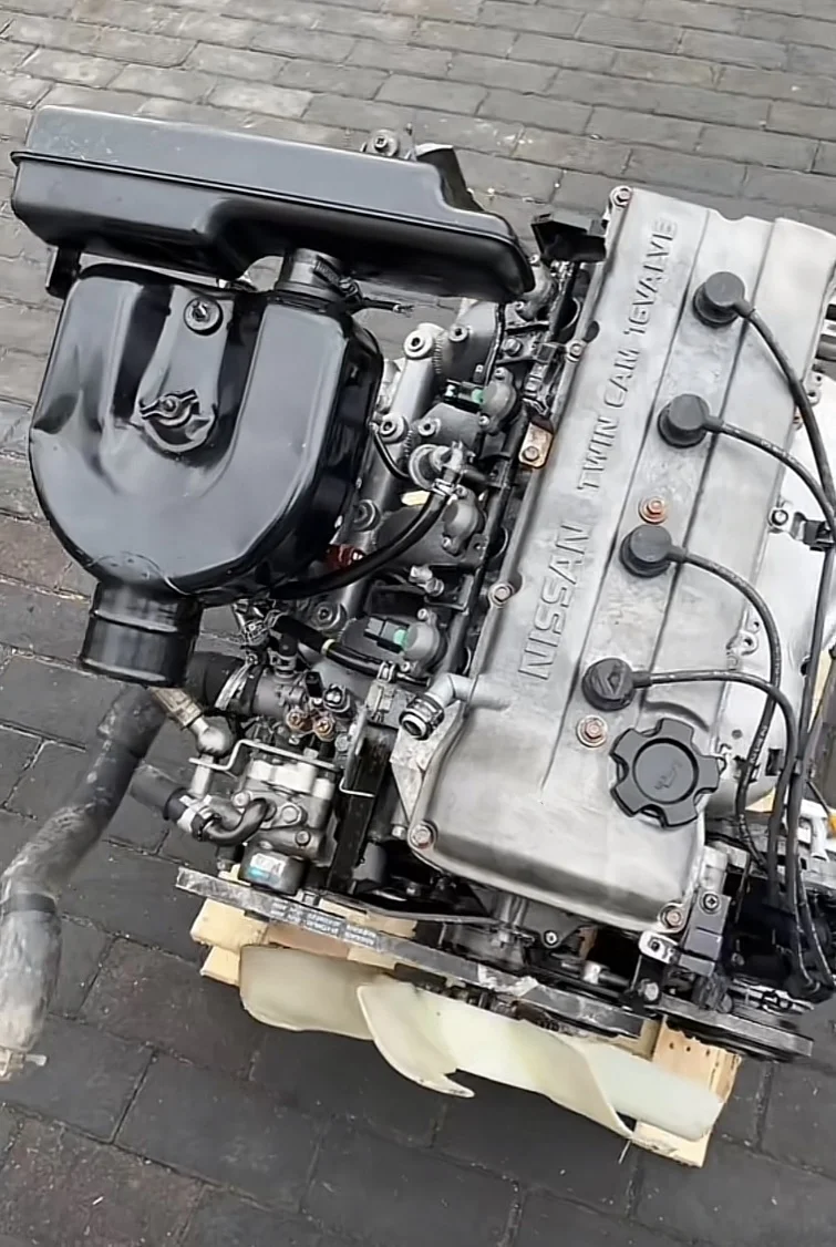 Used Gas Engine ka24 Japan Gas Motor Engine ka24e Engine for Sale