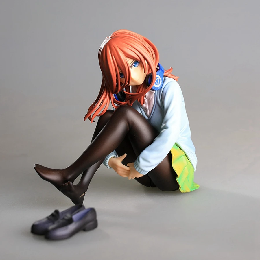 OEM The Quintessential Quintuplets Anime Figure Nakano Miku Action Figure Nakano Ichika Nino Yotsuba Itsuki Figurine Model Doll