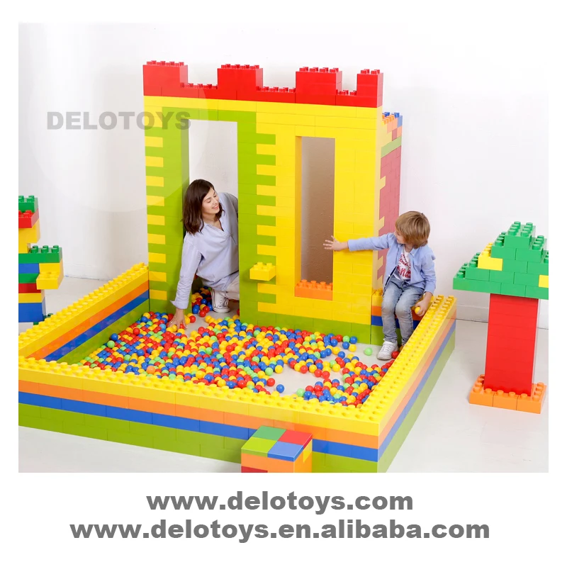 DELO TOYS  giant Building Bricks amusement park WALL Plastic ABS DIY toys Large building block for kids parts 1 x 2 dots (DK011)