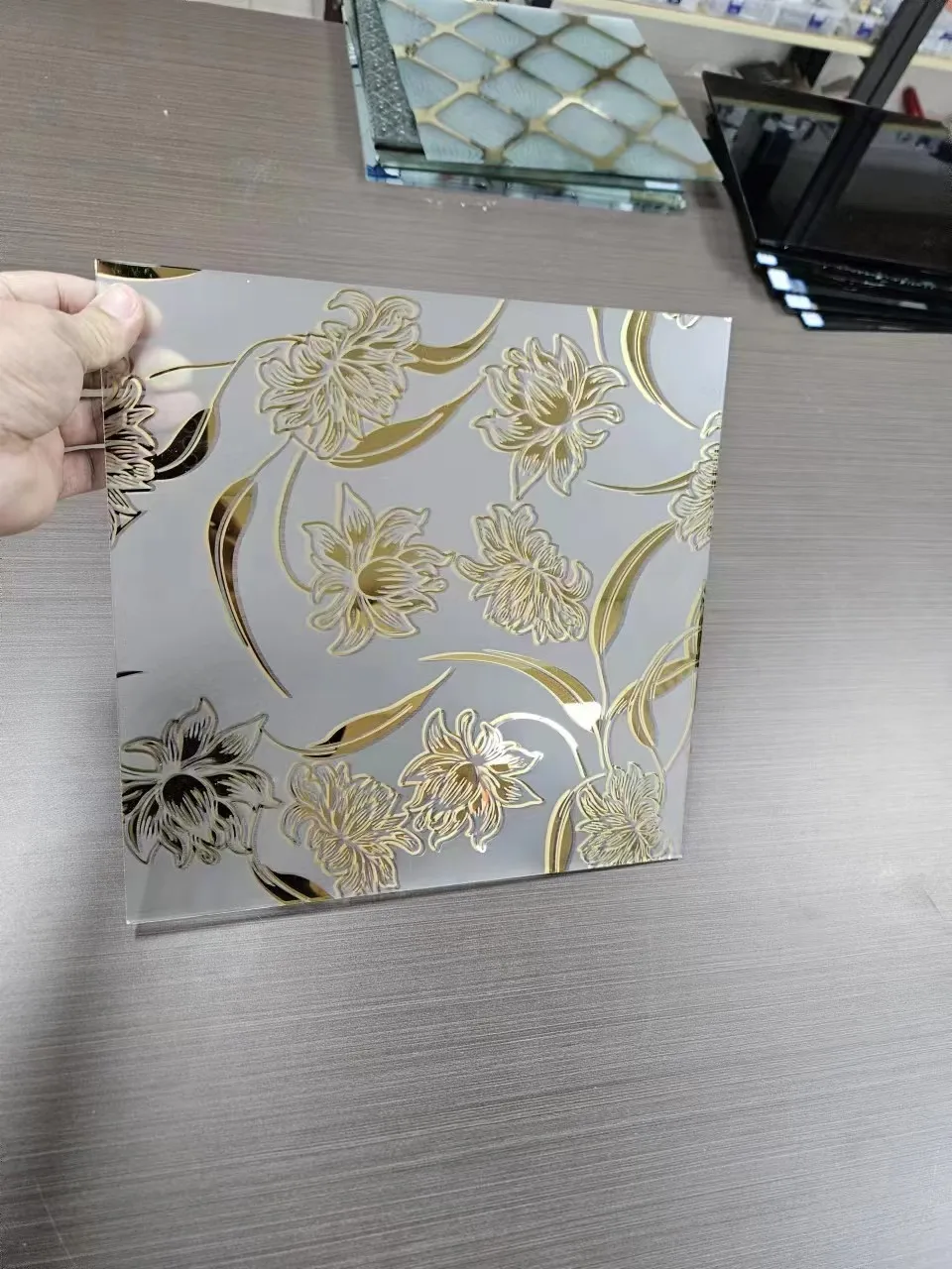 Huajinde 1830*2440 mm Decorative Glass for Interior Excellent for Bathroom Exterior Decoration Solid 3.5mm4mm for Bedroom