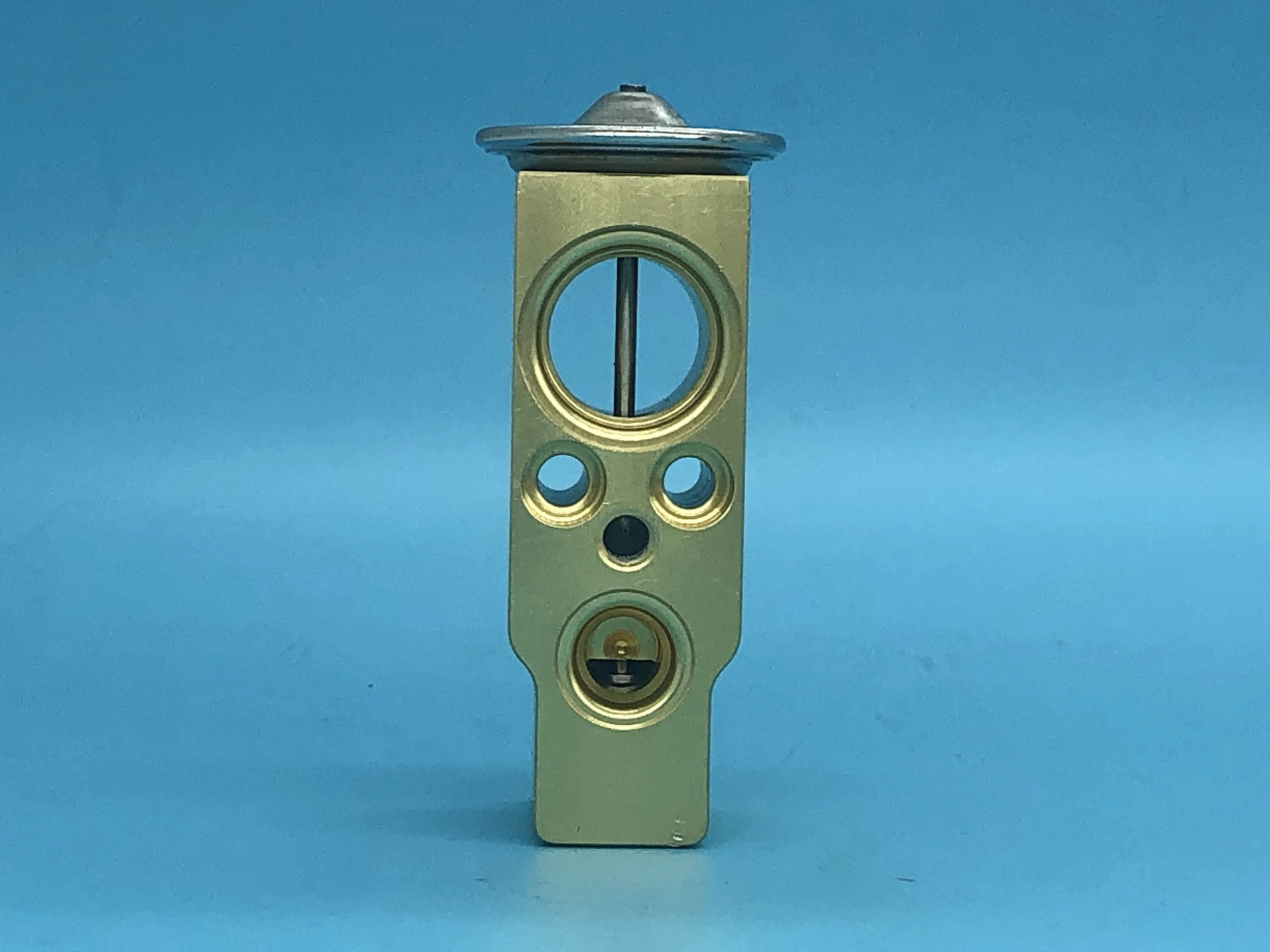 10QDN-5 Auto air Expansion Valve for BENZ SMART DENSO NO:MF447500-1431     auto air conditioning parts