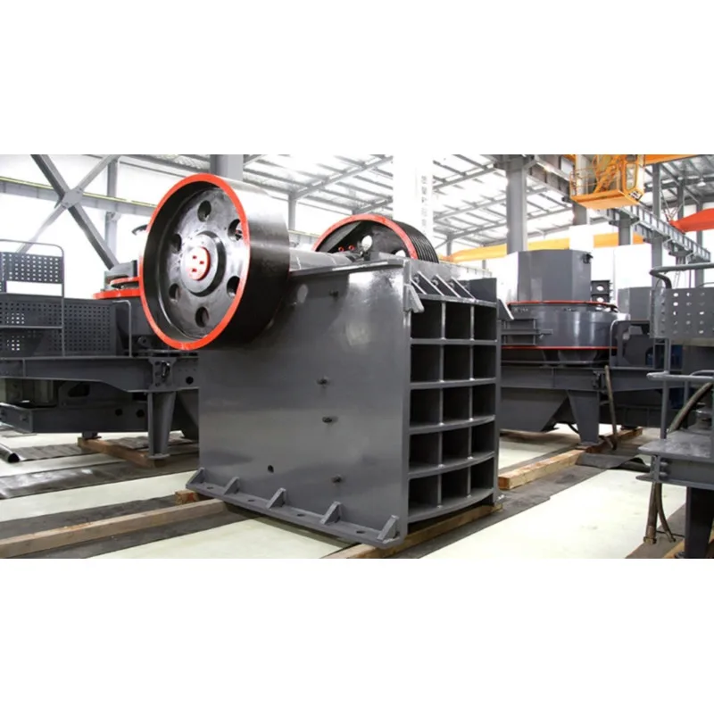 Маленькая щековая дробилка PE150 * 250 для дизельных камней горных работ с конвейером и питателем