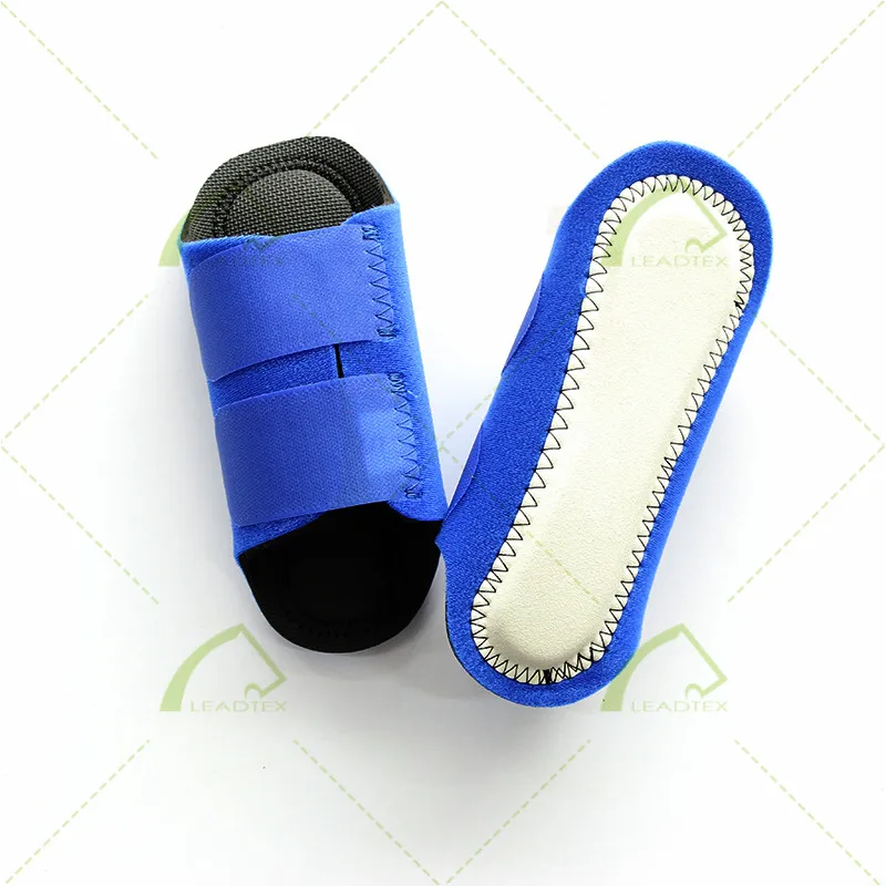 Ботинки для лошадей