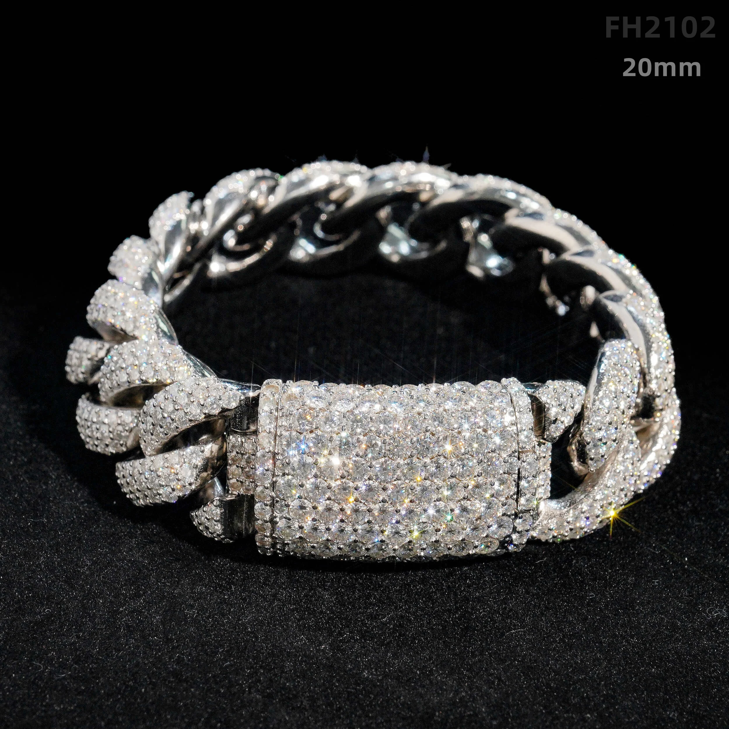 Luxury High Quality Big 20MM Iced Out 925 Sterling Silver Hip Hop Moissanite Cuban Link Chain Bracelet
