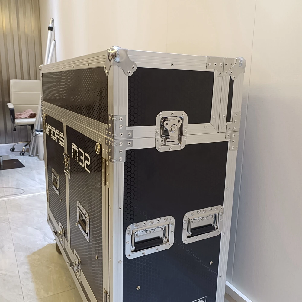 Поворотный четырехсторонний Открытый Чехол для dj Bass flight Speaker 2 в 1 audio midas m32 road case аудио аренды