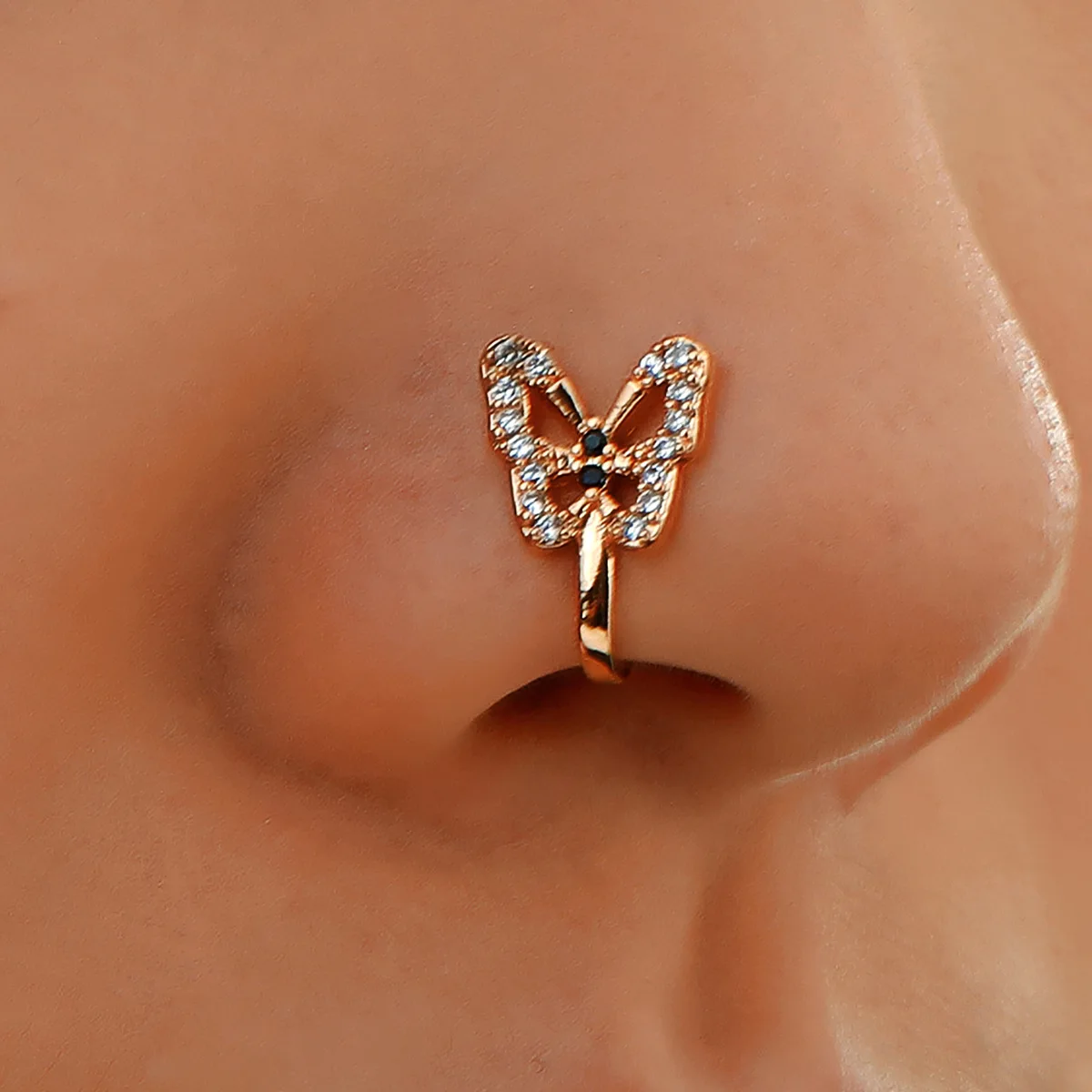 New Piercing Free Nose Clip Copper Inlaid Zircon Letter U Shaped  Nose Ring Geometric Piercing Jewelry For Women Wholesale