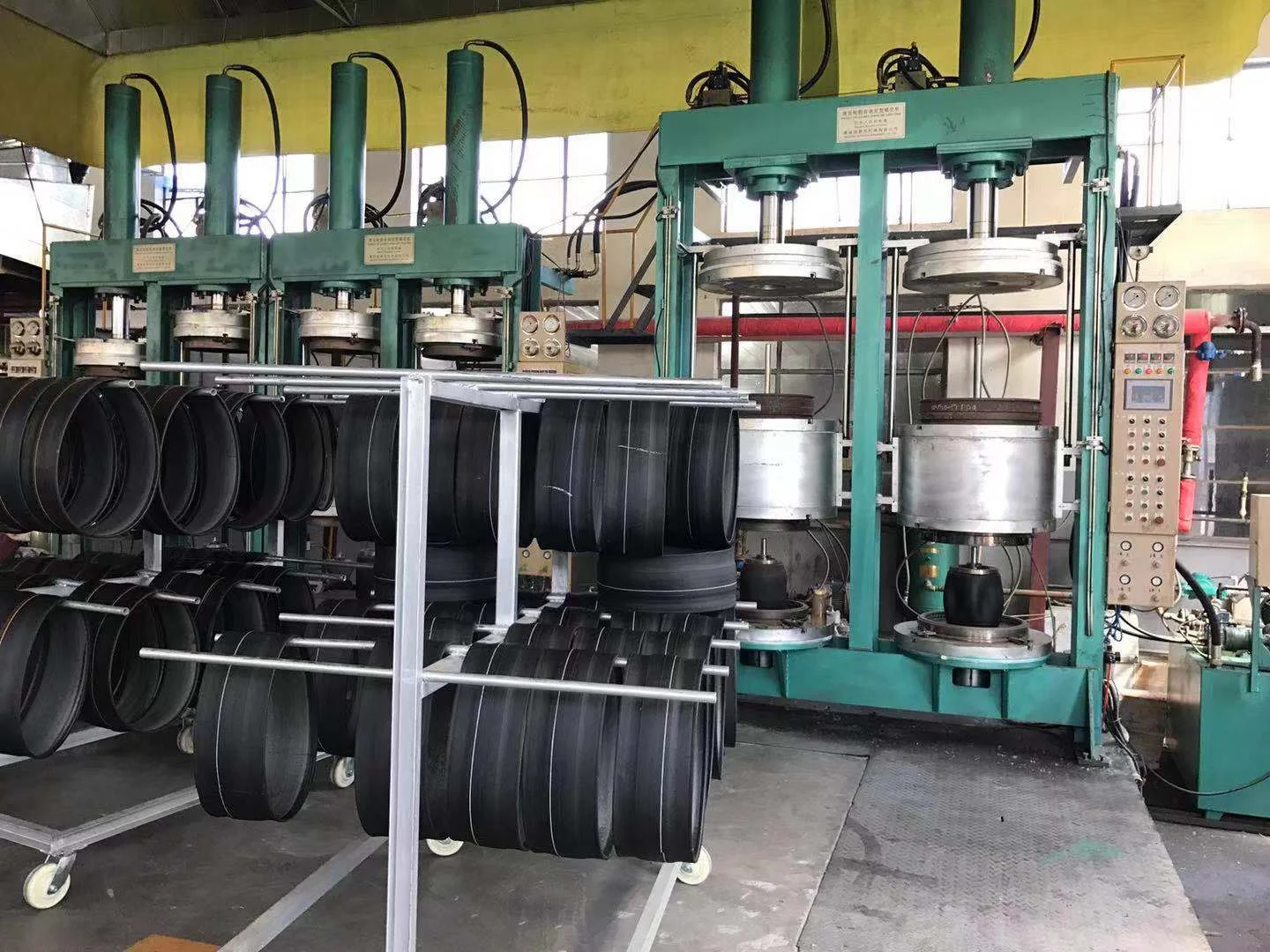 motorcycle accessories Oguan brand motorcycle wheels&tyre  scooter  tire 120/70-12  130/70-12  130/90-10    100/90-10