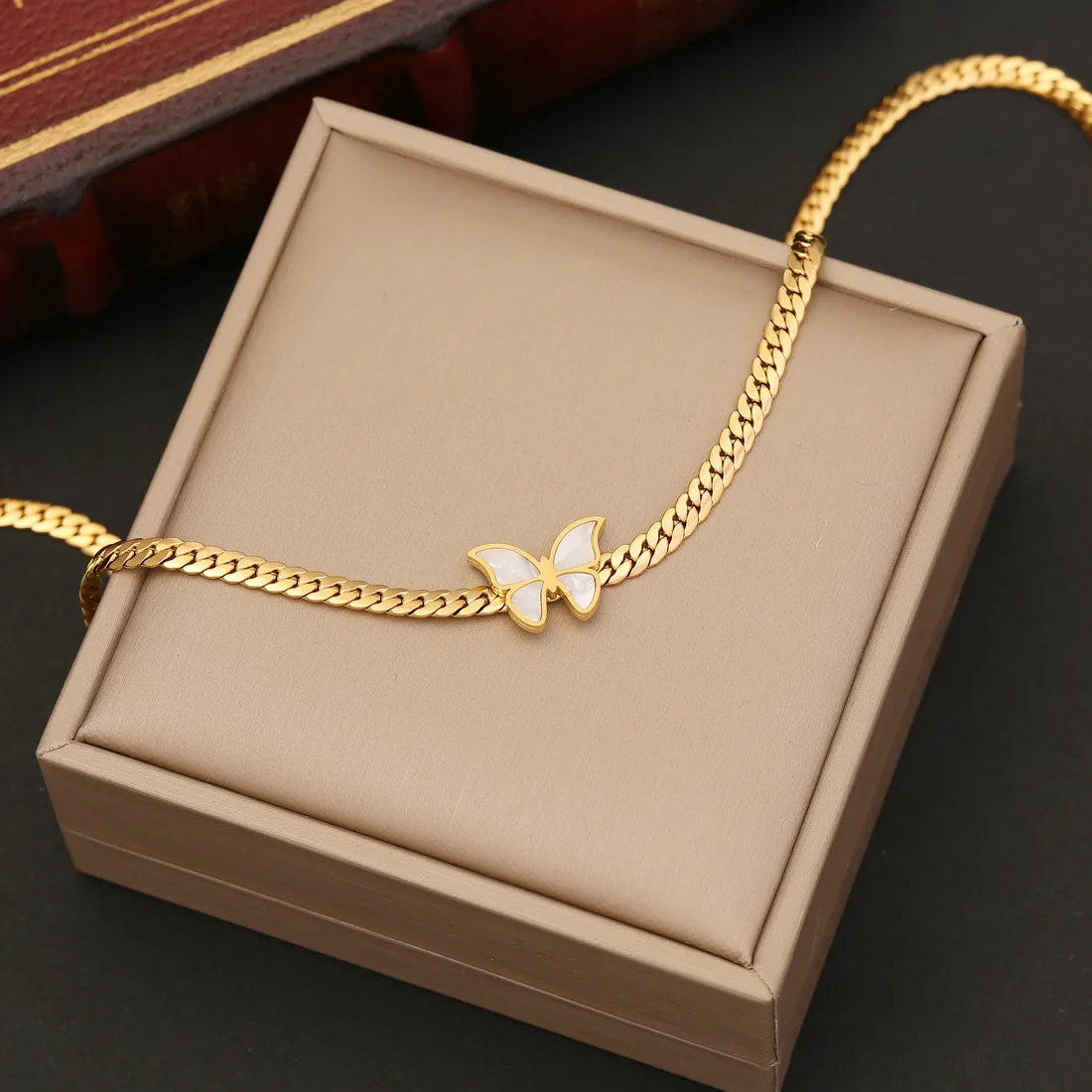 Fashion gold plated women accessories butterfly necklace bracelet earring jewelry fashion jewelry luxury jewelry sets for women