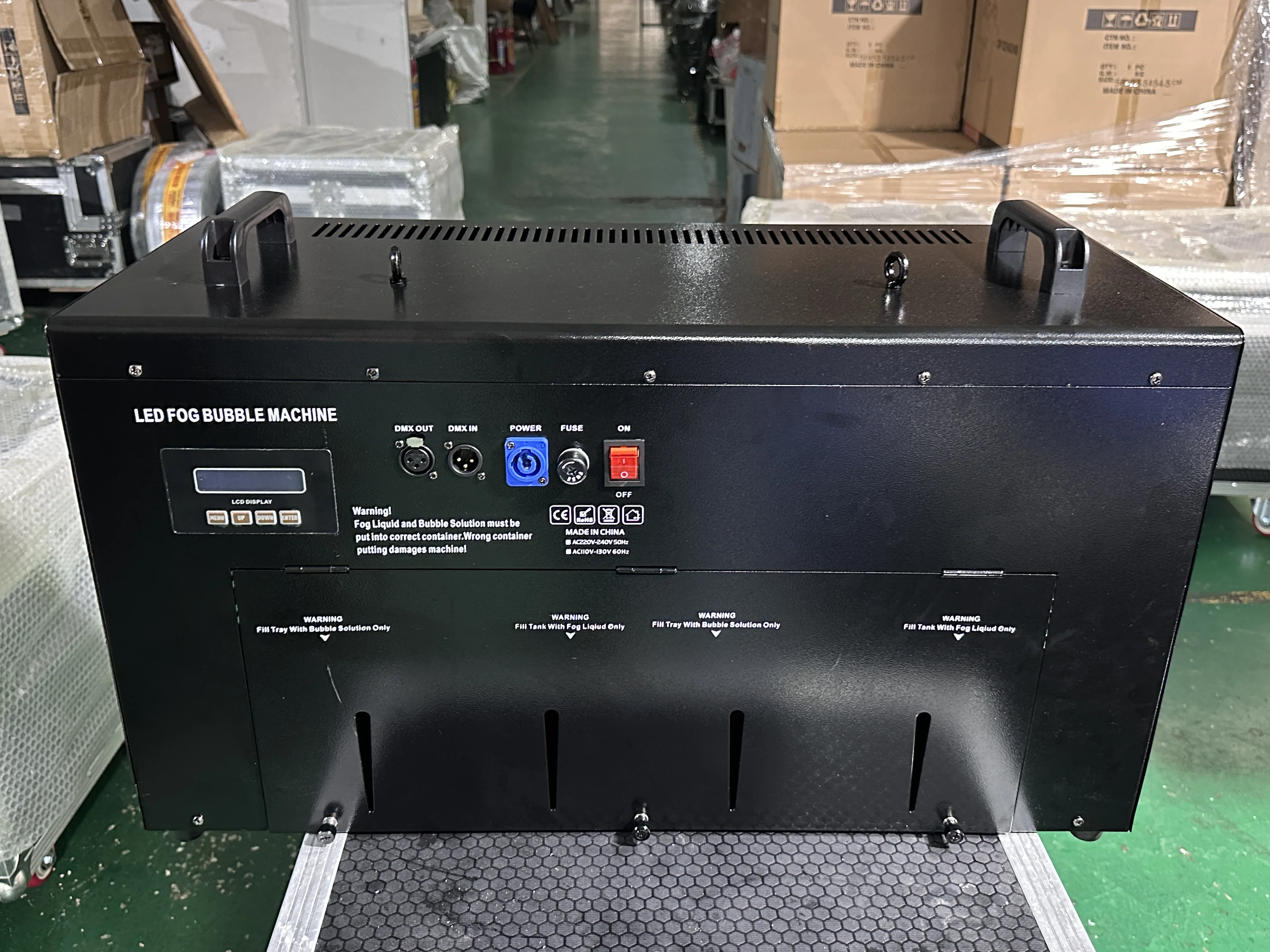 LED Stage Smoke Bubble Machine Special Effects Performance for Weddings and Large Events Four-Wheel Hole Bar Decorations