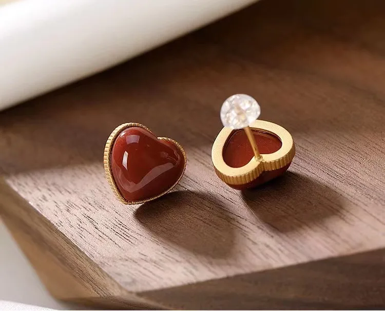 PJ-M088 S925 Sterling Silver Gold Plated Jade Earrings Simple Heart Earrings for Women