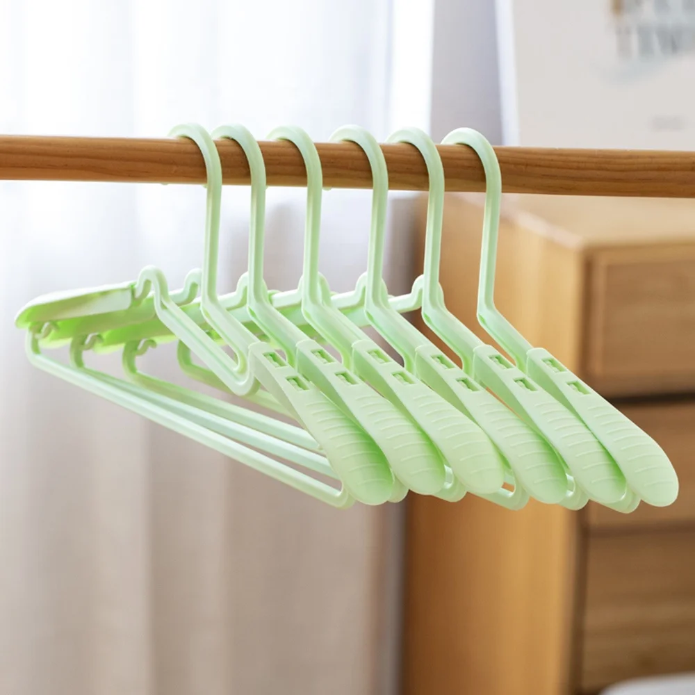 Hot Selling Wholesale High Quality Non Slip Plastic Clothes Hanger