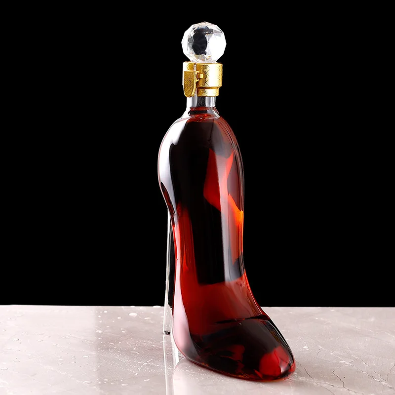 Factory Price New High Heels Shaped Glass Wine Whiskey Decanter Wholesaler