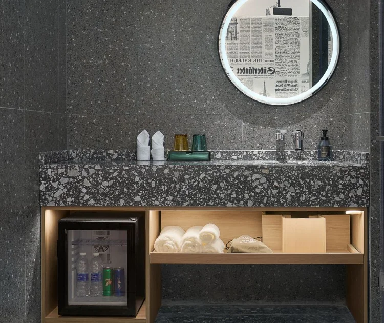 Hot Sell Freon-free Glass Door Built in Heat Pipe Refrigerator Hotel Mini Bar Fridge for Guest Room Hotel Mini Refrigerator