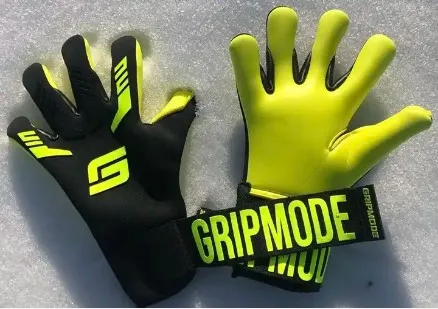 Customized Professional Competition Soccer Goalkeeper Gloves German Latex Silk OEM PVC Football Logo Packing Color Printing Type