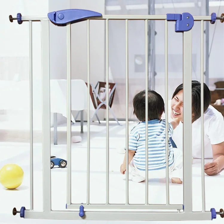 adjustable baby gate durable baby gate magnetic pet safety gate Baby fence safety