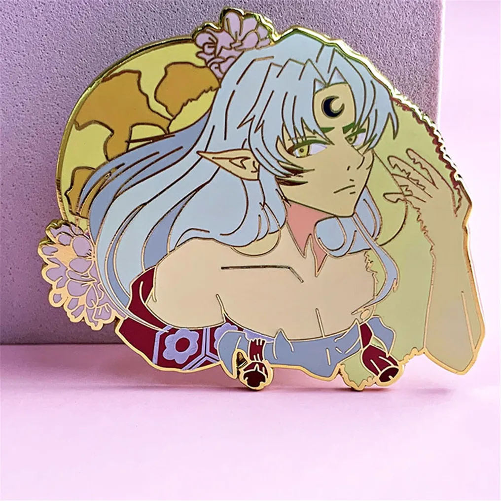 China factory custom nice metal plating hard enamel lapel pins