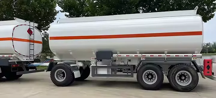 In Stock Supply 5000 Liters Fuel Tanker Trucks Howo Tanker Truck 6x4 Sinotruck Used Water Truck Tanker