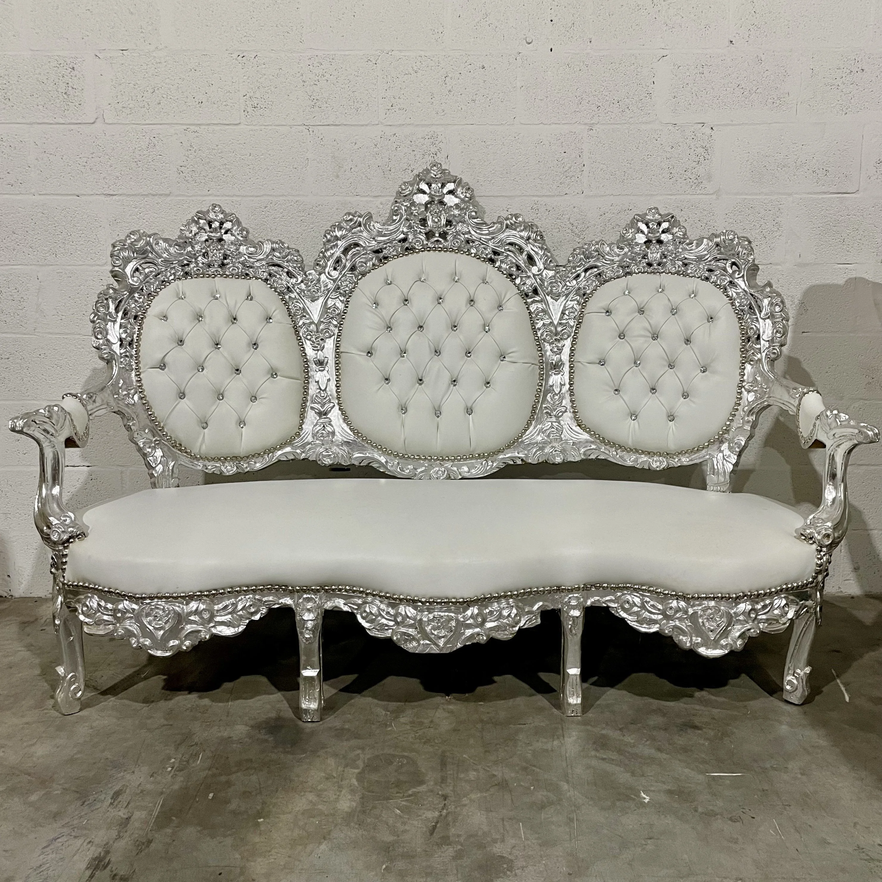Cheap price Modern Leather King Throne Sofa Chair Two Seater Sofa for Bride and Groom for Wedding Events for Banquet Party