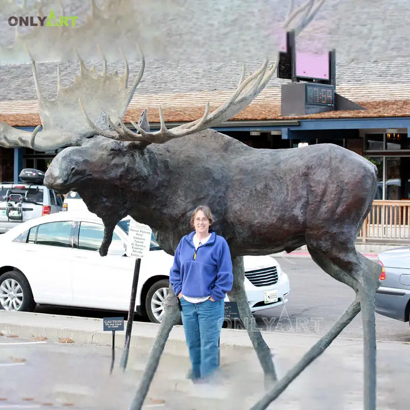 China directly foundry casting brass large animal sculptures hot sale moose mother with child statues