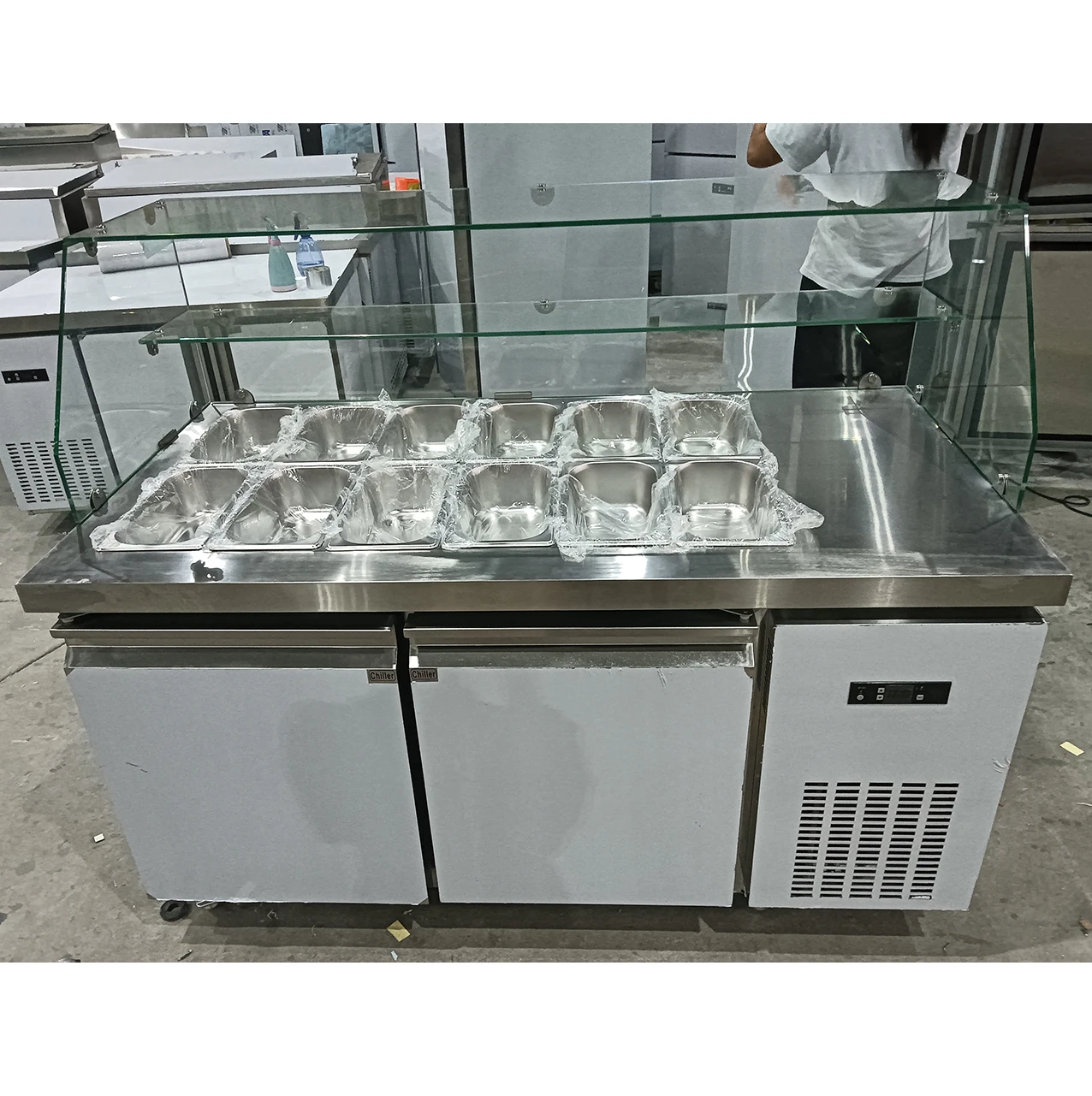 Stainless Steel Pizza Prep Cold Table Top with Divided Tray Parts for Keep Pizza Refrigerated