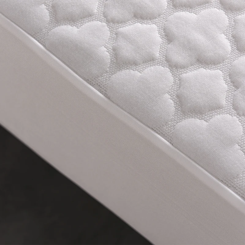 Wholesale Price Padded Mattress Protector Waterproof Quilted Mattress Cover Protector Line Fabric With Pillow Cover
