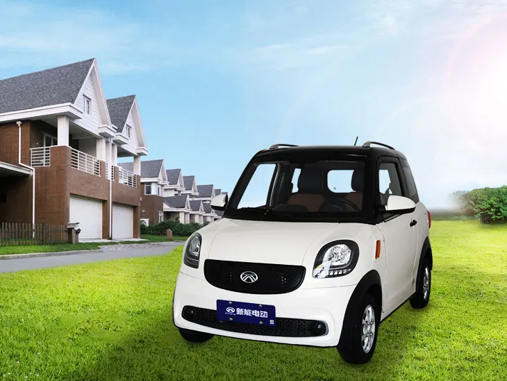 China Brand 2023  4 Seats Mini Electric Car QQ Ice Cream New Energy Mini Car For Adult
