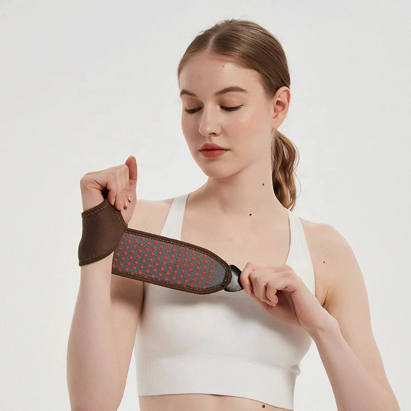 Custom Wholesale Men Women Gymnastic Volleyball Badminton Gym Neoprene Thumb Guard Wrist Support For Weightlifting