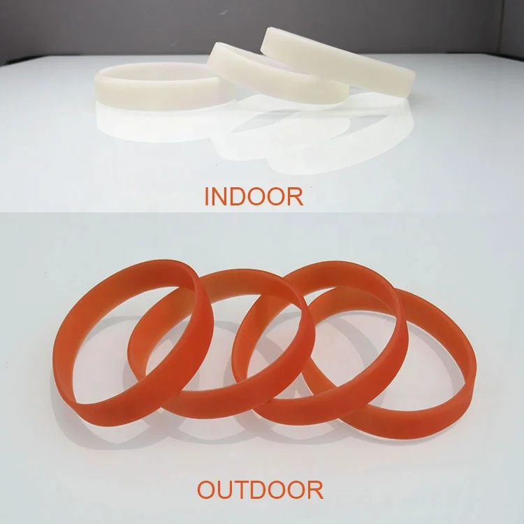 Color change under sun UV sensitive funny silicone wristband bracelet reflective rubber silicon wristband custom