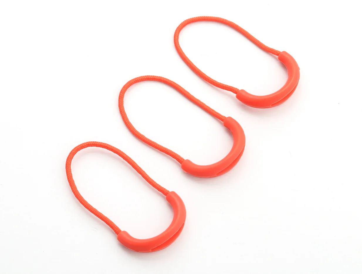 Custom 2022 new fashion rubber zipper  puller cheap and durable zipper slider