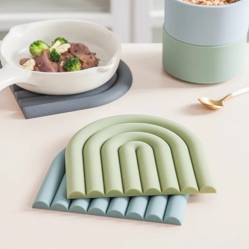New Design Shaped Pot Pan Dish Anti-Scratch Pads Dividers Cup Drinking Coasters Dining Table Mats