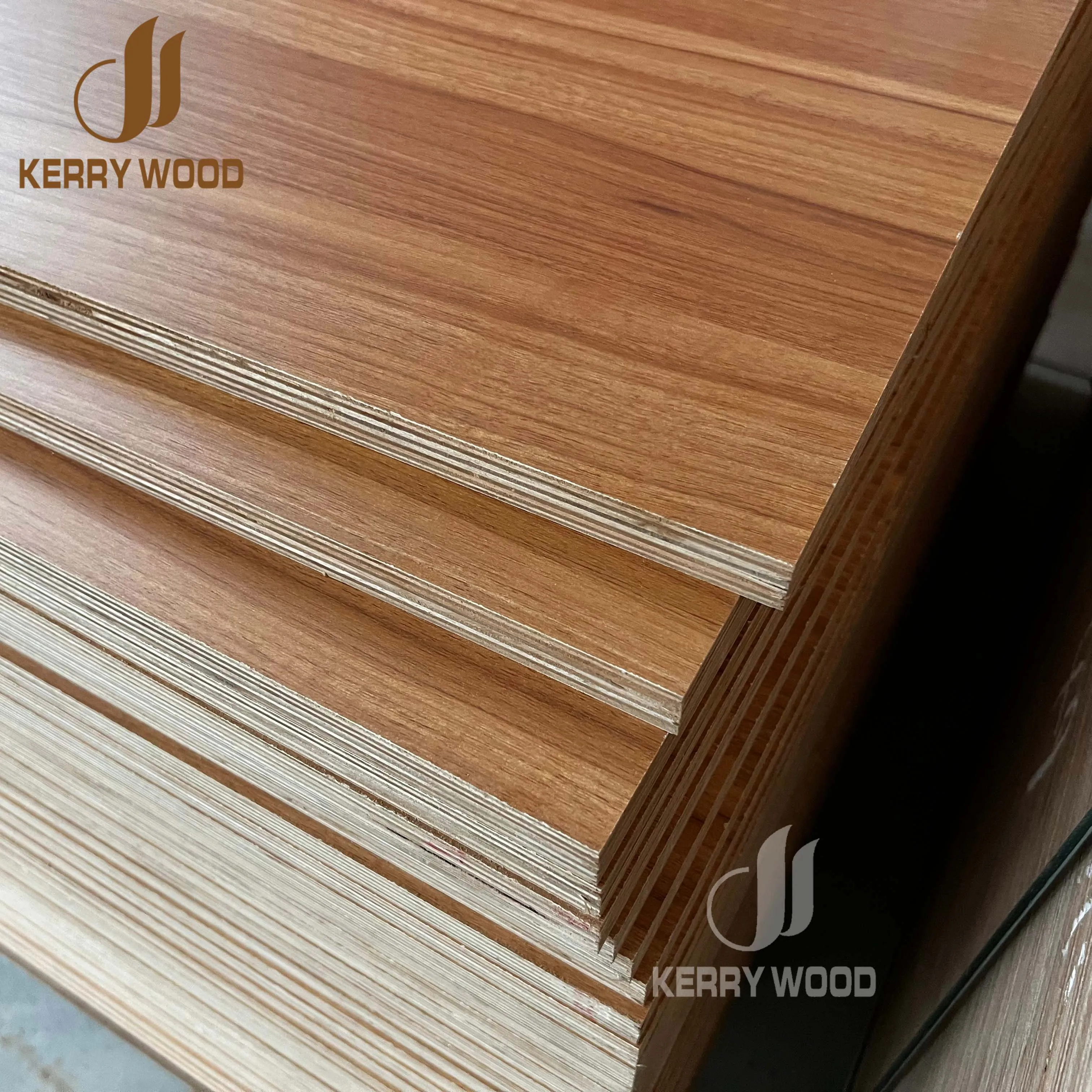 Professional Manufacturer Durable Furniture Board 5/9/18/25mm Melamine Multilayer Solid Wood Plywood