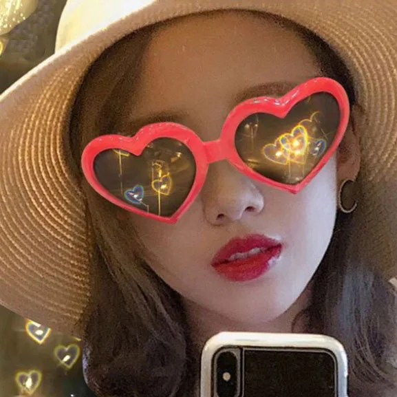 2022 Wholesale Girl Women Light Changing 3d Hearts Shape Special Effect Magic Love Sunglasses Heart Diffraction Glasses