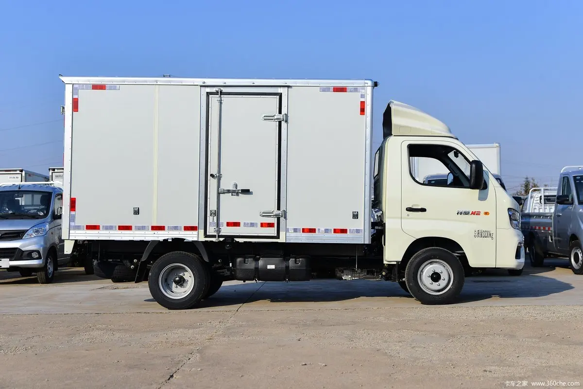 Горячая распродажа рефрижератор Foton Xiangling M2 удобный 2-3 тонный мини-бензиновый топливный мобильный морозильник 2-местный фургон