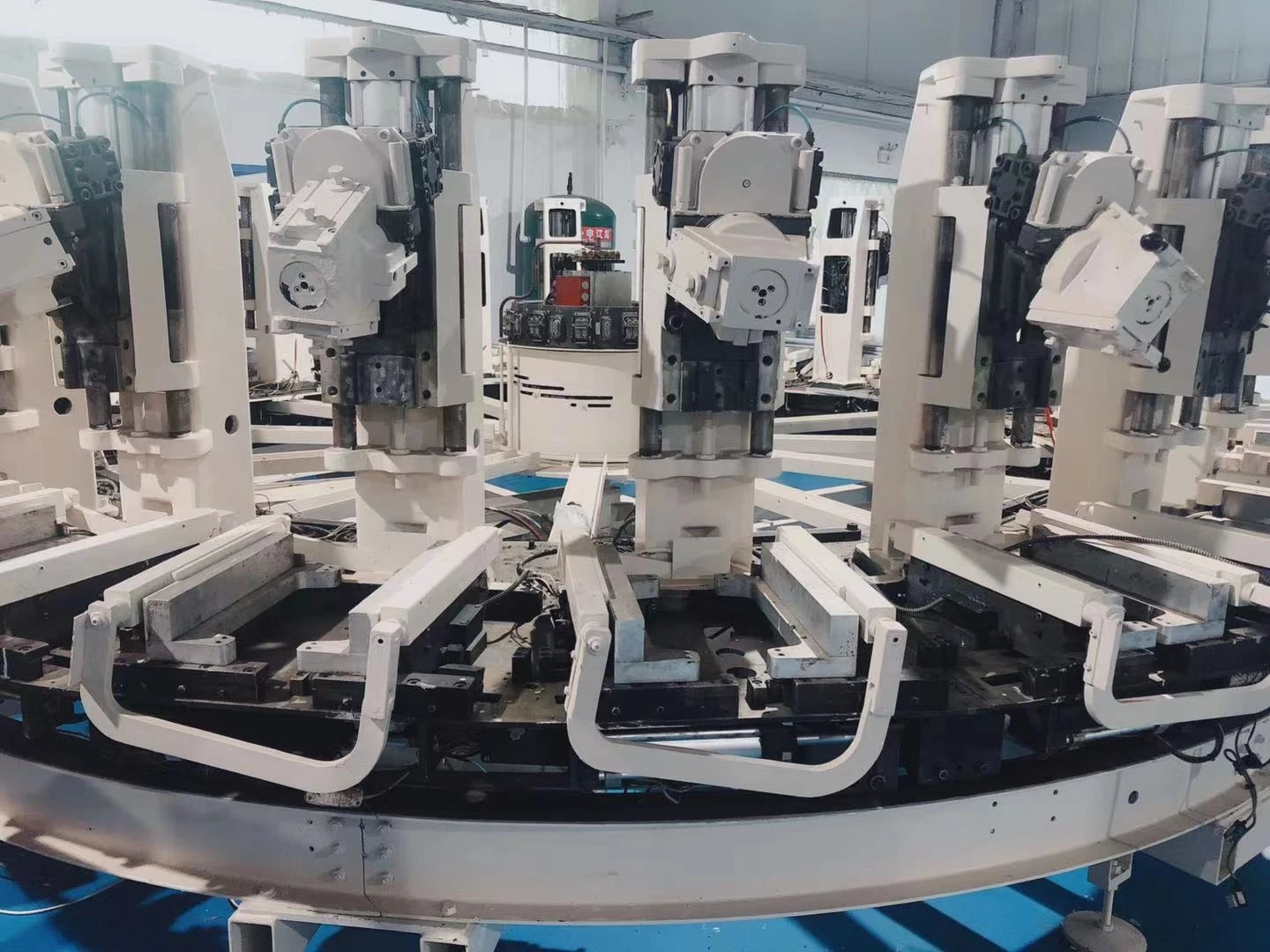 TM20-03  Auto Parts OEM52089331AC Top Strut Mount For JEEP Strut Mounting 52089-328AC 52089331AC